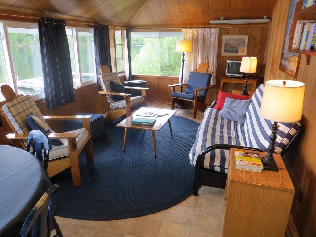 Bondi Village Cottage Resort Lake of Bays Exterior foto