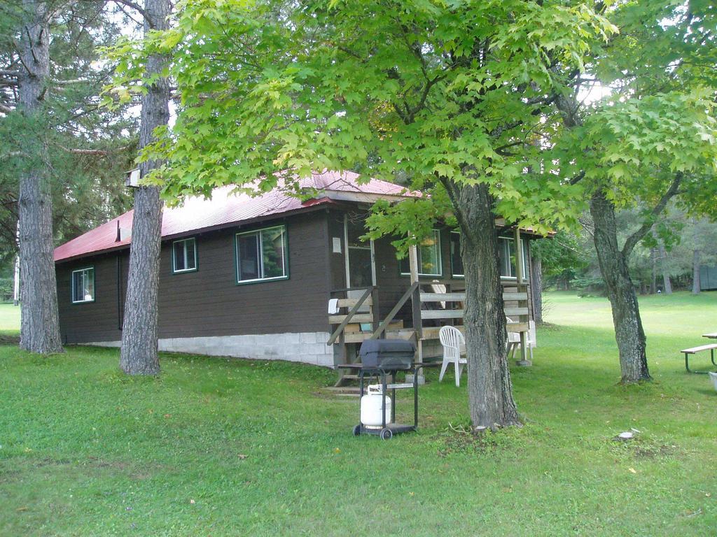 Bondi Village Cottage Resort Lake of Bays Exterior foto